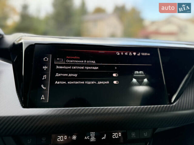 Серый Ауди e-tron GT, объемом двигателя 0 л и пробегом 94 тыс. км за 48900 $, фото 41 на Automoto.ua