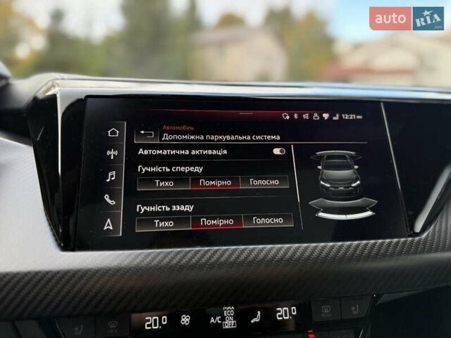 Серый Ауди e-tron GT, объемом двигателя 0 л и пробегом 94 тыс. км за 48900 $, фото 45 на Automoto.ua