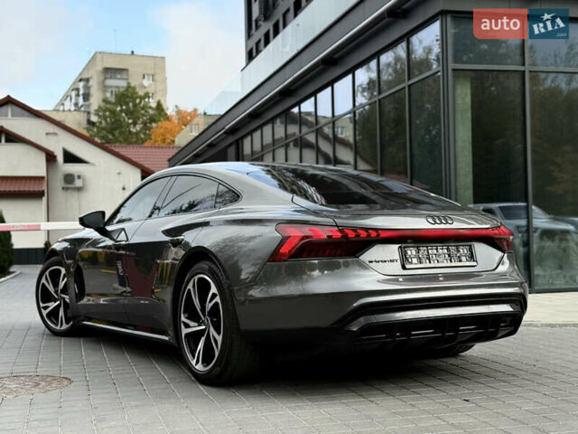 Серый Ауди e-tron GT, объемом двигателя 0 л и пробегом 94 тыс. км за 48900 $, фото 18 на Automoto.ua