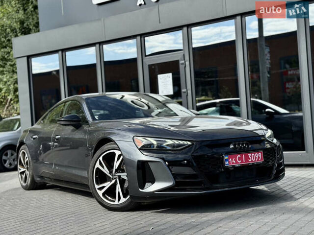 Серый Ауди e-tron GT, объемом двигателя 0 л и пробегом 94 тыс. км за 44500 $, фото 8 на Automoto.ua