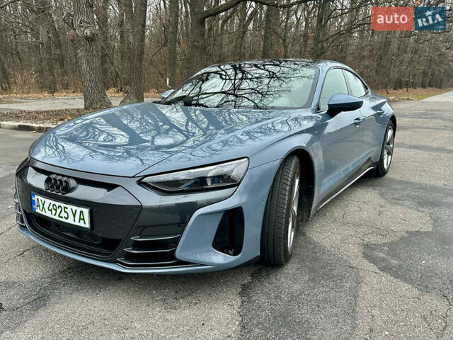 Сірий Ауді e-tron GT, об'ємом двигуна 0 л та пробігом 7 тис. км за 52000 $, фото 3 на Automoto.ua