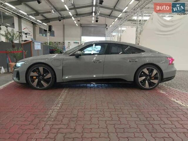Серый Ауди e-tron GT, объемом двигателя 0 л и пробегом 77 тыс. км за 56500 $, фото 6 на Automoto.ua