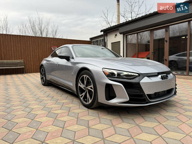 Серый Ауди e-tron GT, объемом двигателя 0 л и пробегом 4 тыс. км за 58900 $, фото 1 на Automoto.ua