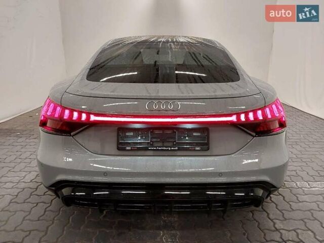Серый Ауди e-tron GT, объемом двигателя 0 л и пробегом 77 тыс. км за 56500 $, фото 5 на Automoto.ua