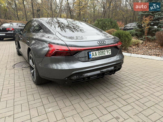 Серый Ауди e-tron GT, объемом двигателя 0 л и пробегом 34 тыс. км за 82000 $, фото 7 на Automoto.ua