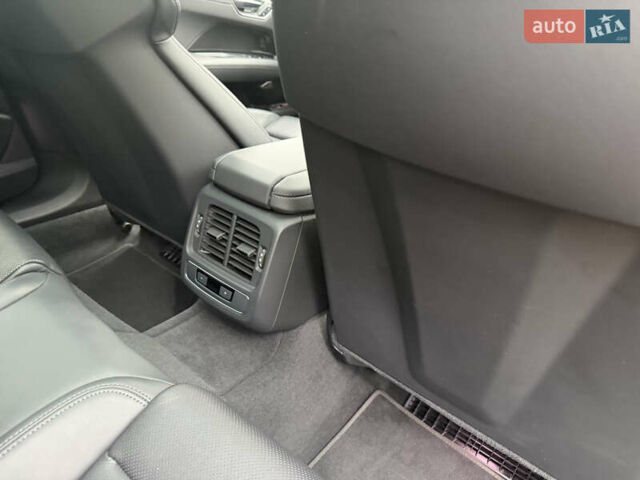 Серый Ауди e-tron GT, объемом двигателя 0 л и пробегом 34 тыс. км за 82000 $, фото 6 на Automoto.ua