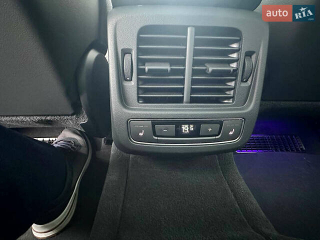 Сірий Ауді e-tron GT, об'ємом двигуна 0 л та пробігом 7 тис. км за 52000 $, фото 15 на Automoto.ua