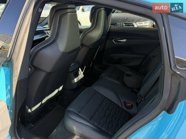 Ауди e-tron GT 2021 в Хмельницком на Automoto.ua Синий Ауди e-tron GT, объемом двигателя 0 л и пробегом 27 тыс. км за 65000 $, фото 9 на Automoto.ua