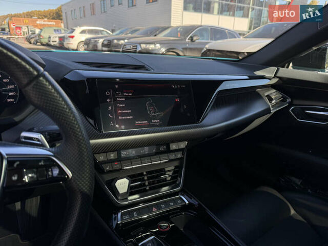 Ауди e-tron GT 2021 в Хмельницком на Automoto.ua Синий Ауди e-tron GT, объемом двигателя 0 л и пробегом 27 тыс. км за 65000 $, фото 11 на Automoto.ua