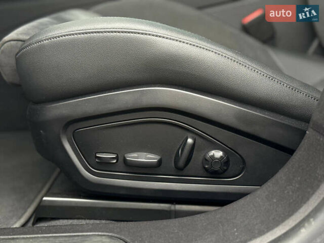 Синий Ауди e-tron GT, объемом двигателя 0 л и пробегом 67 тыс. км за 52500 $, фото 27 на Automoto.ua