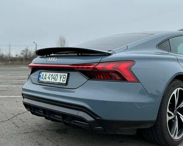 Синий Ауди e-tron GT, объемом двигателя 0 л и пробегом 76 тыс. км за 49000 $, фото 19 на Automoto.ua