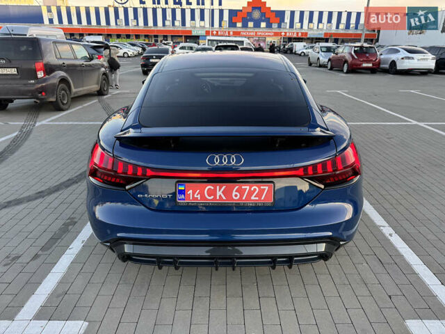 Синий Ауди e-tron GT, объемом двигателя 0 л и пробегом 59 тыс. км за 61000 $, фото 5 на Automoto.ua