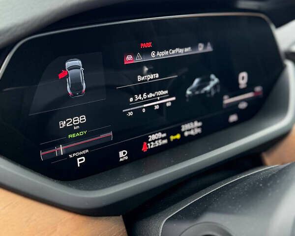 Синий Ауди e-tron GT, объемом двигателя 0 л и пробегом 76 тыс. км за 49000 $, фото 10 на Automoto.ua