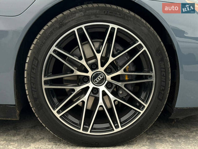 Синий Ауди e-tron GT, объемом двигателя 0 л и пробегом 67 тыс. км за 52500 $, фото 25 на Automoto.ua