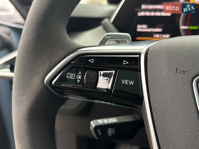 Синий Ауди e-tron GT, объемом двигателя 0 л и пробегом 67 тыс. км за 52500 $, фото 20 на Automoto.ua