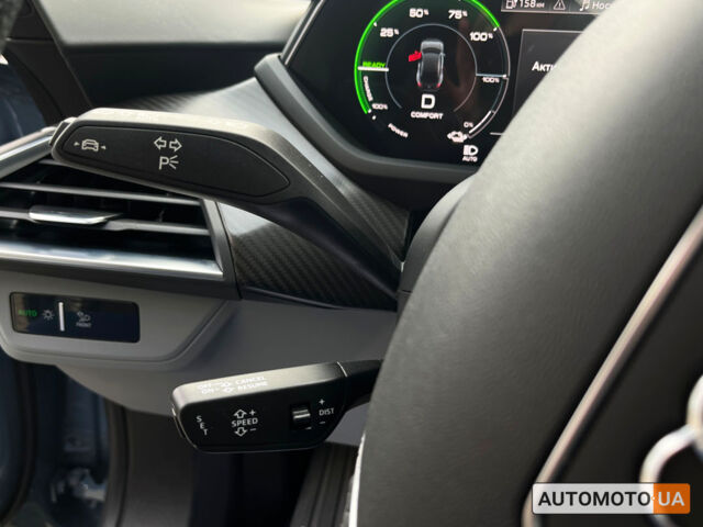 Синий Ауди e-tron GT, объемом двигателя 94 л и пробегом 23 тыс. км за 59999 $, фото 17 на Automoto.ua