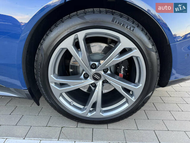 Синий Ауди e-tron GT, объемом двигателя 0 л и пробегом 59 тыс. км за 61000 $, фото 11 на Automoto.ua