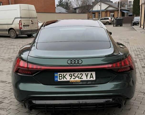 Зелений Ауді e-tron GT, об'ємом двигуна 0 л та пробігом 57 тис. км за 62000 $, фото 2 на Automoto.ua