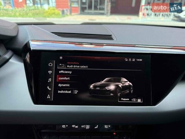 Зеленый Ауди e-tron GT, объемом двигателя 0 л и пробегом 36 тыс. км за 59900 $, фото 31 на Automoto.ua