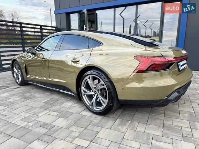 Зеленый Ауди e-tron GT, объемом двигателя 0 л и пробегом 52 тыс. км за 63700 $, фото 9 на Automoto.ua