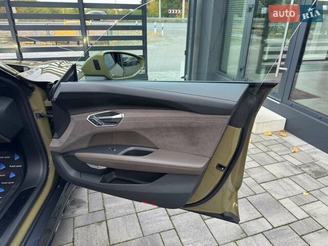 Зеленый Ауди e-tron GT, объемом двигателя 0 л и пробегом 52 тыс. км за 63700 $, фото 37 на Automoto.ua