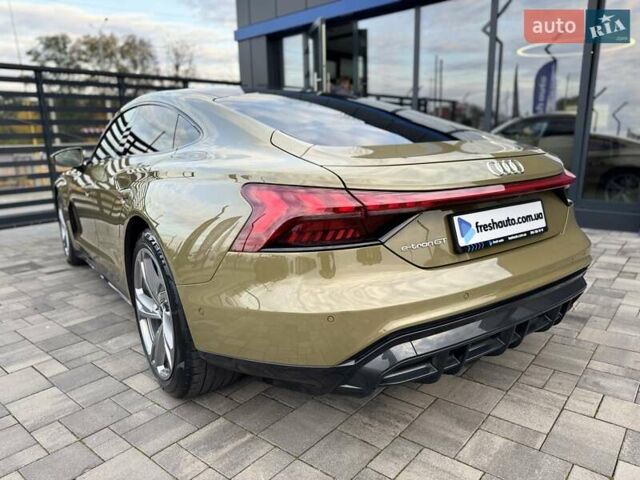 Зеленый Ауди e-tron GT, объемом двигателя 0 л и пробегом 52 тыс. км за 63700 $, фото 10 на Automoto.ua