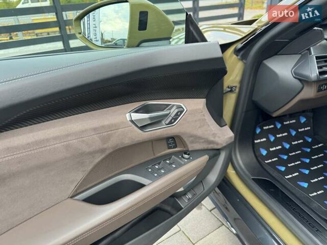 Зеленый Ауди e-tron GT, объемом двигателя 0 л и пробегом 52 тыс. км за 63700 $, фото 14 на Automoto.ua