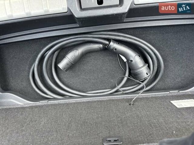 Зеленый Ауди e-tron GT, объемом двигателя 0 л и пробегом 52 тыс. км за 63700 $, фото 33 на Automoto.ua