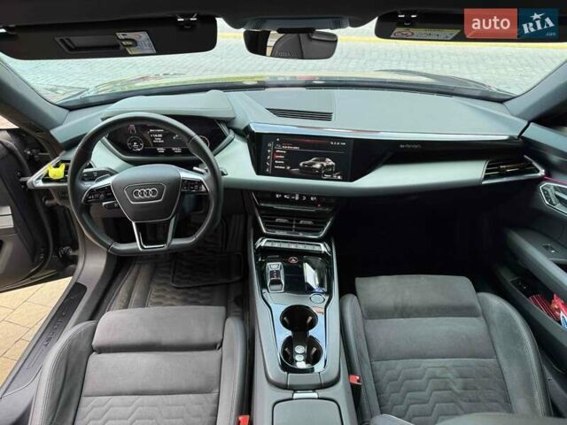 Зеленый Ауди e-tron GT, объемом двигателя 0 л и пробегом 36 тыс. км за 59900 $, фото 40 на Automoto.ua