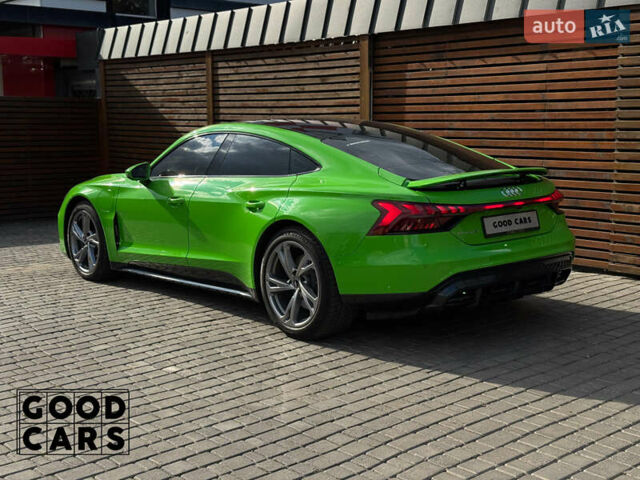 Зеленый Ауди e-tron GT, объемом двигателя 0 л и пробегом 58 тыс. км за 57000 $, фото 4 на Automoto.ua