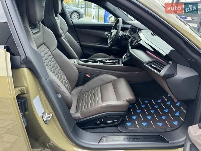 Зеленый Ауди e-tron GT, объемом двигателя 0 л и пробегом 52 тыс. км за 63700 $, фото 41 на Automoto.ua