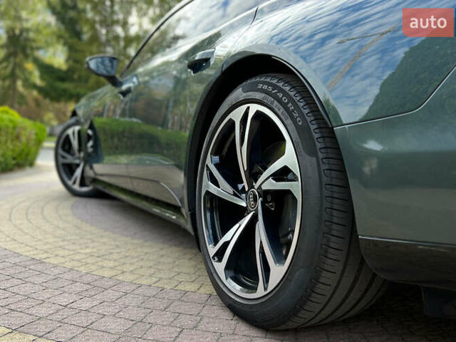 Зеленый Ауди e-tron GT, объемом двигателя 0 л и пробегом 36 тыс. км за 59000 $, фото 11 на Automoto.ua