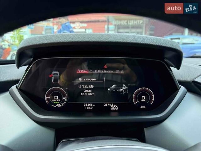 Зеленый Ауди e-tron GT, объемом двигателя 0 л и пробегом 36 тыс. км за 59900 $, фото 27 на Automoto.ua
