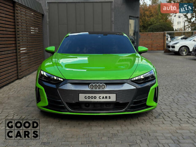 Зеленый Ауди e-tron GT, объемом двигателя 0 л и пробегом 58 тыс. км за 57000 $, фото 1 на Automoto.ua