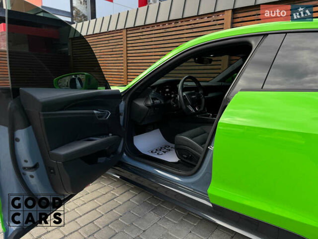 Зеленый Ауди e-tron GT, объемом двигателя 0 л и пробегом 58 тыс. км за 57000 $, фото 19 на Automoto.ua