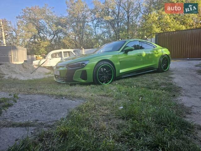 Зеленый Ауди e-tron GT, объемом двигателя 0 л и пробегом 96 тыс. км за 60000 $, фото 7 на Automoto.ua