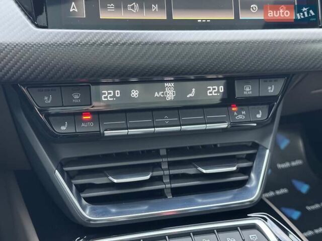 Зеленый Ауди e-tron GT, объемом двигателя 0 л и пробегом 52 тыс. км за 63700 $, фото 26 на Automoto.ua