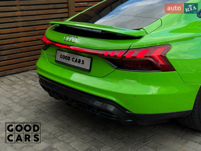Зеленый Ауди e-tron GT, объемом двигателя 0 л и пробегом 58 тыс. км за 57000 $, фото 14 на Automoto.ua