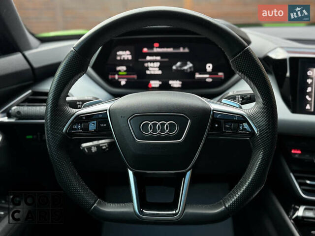 Зеленый Ауди e-tron GT, объемом двигателя 0 л и пробегом 58 тыс. км за 57000 $, фото 30 на Automoto.ua