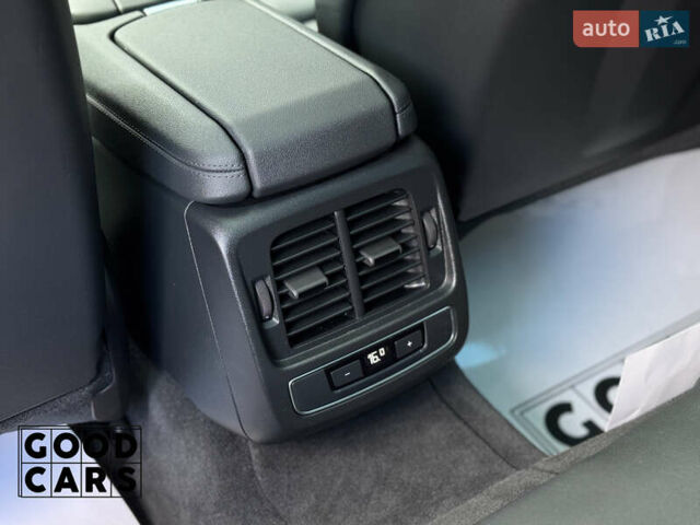 Зеленый Ауди e-tron GT, объемом двигателя 0 л и пробегом 58 тыс. км за 57000 $, фото 28 на Automoto.ua