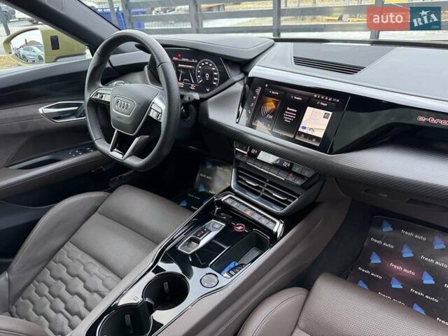 Зеленый Ауди e-tron GT, объемом двигателя 0 л и пробегом 52 тыс. км за 63700 $, фото 40 на Automoto.ua