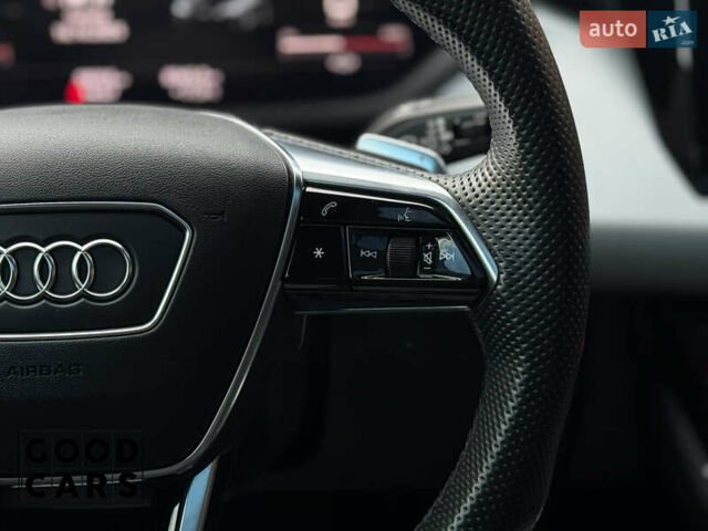 Зеленый Ауди e-tron GT, объемом двигателя 0 л и пробегом 58 тыс. км за 57000 $, фото 32 на Automoto.ua