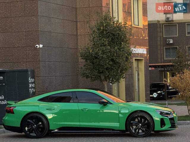Зеленый Ауди e-tron GT, объемом двигателя 0 л и пробегом 12 тыс. км за 93500 $, фото 8 на Automoto.ua