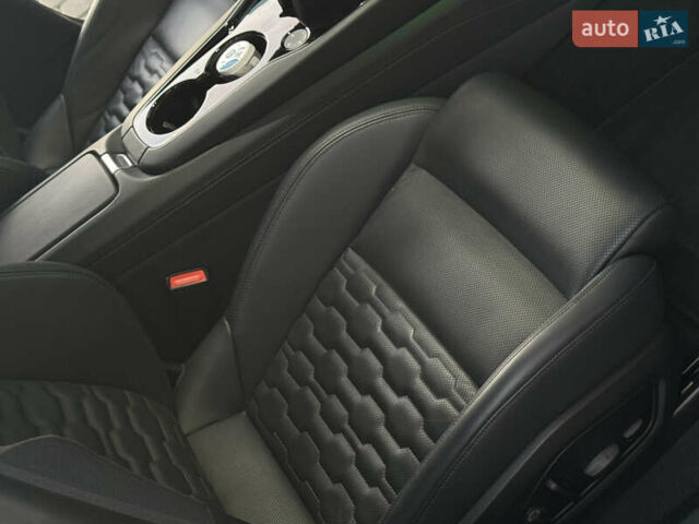 Зеленый Ауди e-tron GT, объемом двигателя 0 л и пробегом 12 тыс. км за 93500 $, фото 30 на Automoto.ua