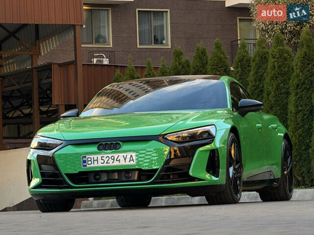 Зеленый Ауди e-tron GT, объемом двигателя 0 л и пробегом 12 тыс. км за 93500 $, фото 3 на Automoto.ua