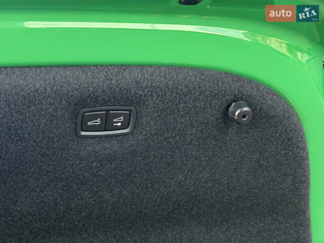 Зеленый Ауди e-tron GT, объемом двигателя 0 л и пробегом 12 тыс. км за 93500 $, фото 39 на Automoto.ua