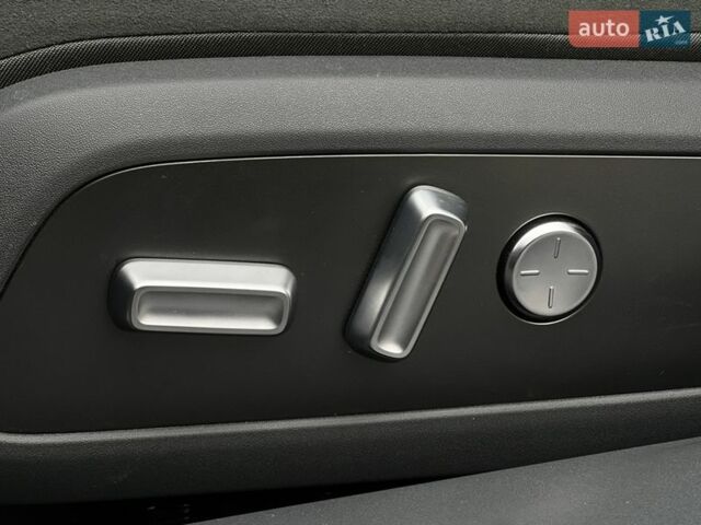 Черный Ауди E5 Sportback, объемом двигателя 0 л и пробегом 1 тыс. км за 53999 $, фото 39 на Automoto.ua