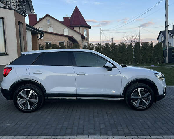 Белый Ауди Q2L e-tron, объемом двигателя 0 л и пробегом 64 тыс. км за 24000 $, фото 10 на Automoto.ua