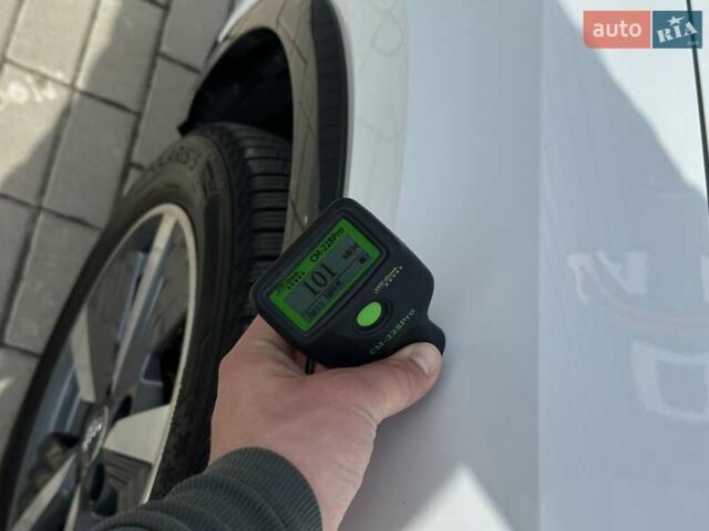 Білий Ауді Q2L e-tron, об'ємом двигуна 0 л та пробігом 47 тис. км за 18300 $, фото 45 на Automoto.ua