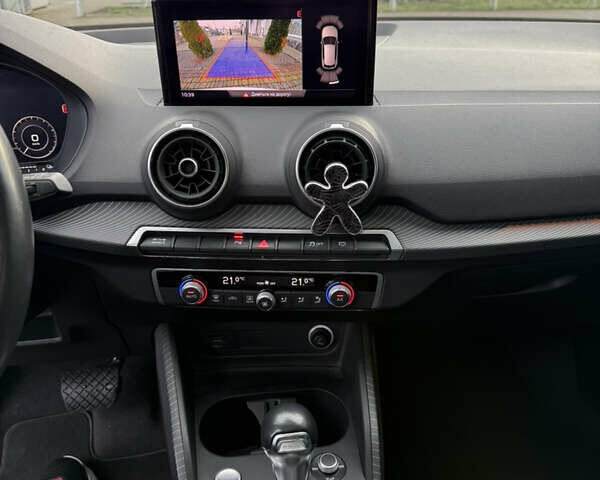 Білий Ауді Q2L e-tron, об'ємом двигуна 0 л та пробігом 62 тис. км за 18500 $, фото 11 на Automoto.ua